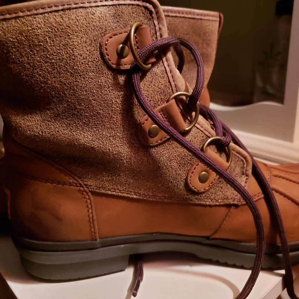 Ugg boots size 10